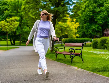 Zdraví, spokojenost a dlouhověkost: síla obyčejné chůze